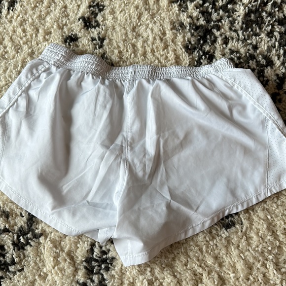 Nike Dri-Fit running shorts - Picture 2 of 6